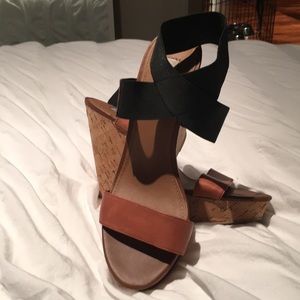 Steve Madden Two-Tone Wedge